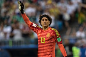 Read more about the article Guillermo Ochoa: Mexico’s Eternal Guardian Between the Posts